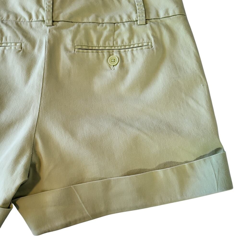 New York & Company Size 8 Pale Green Cotton Blend Shorts Cuffs Colorful Casual - Picture 5 of 9